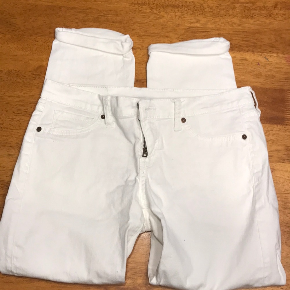 Lucky Brand White Capri